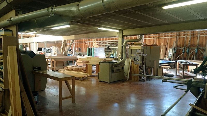Intérieur de l’atelier de menuiserie de Domène