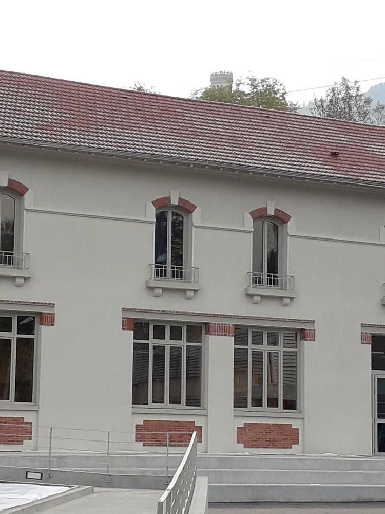 Fenêtres gamme Standard, école César Terrier